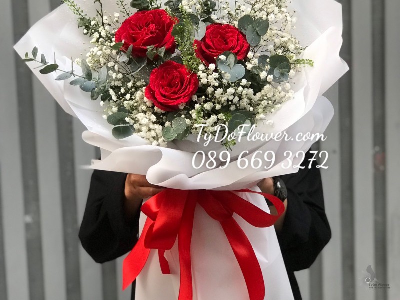 B0323390 BÓ HOA HỒNG ĐỎ RED OHARA ROSES HOA CHÚC MỪNG