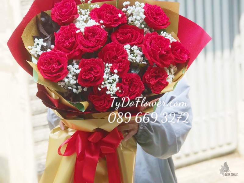 B0323407 BÓ HOA HỒNG ĐỎ RED OHARA ROSES Hoa Chúc Mừng