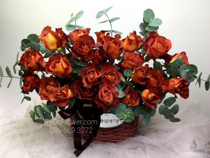 G0323429 GIỎ HOA HỒNG COFFEE ROSES Hoa Chúc Mừng