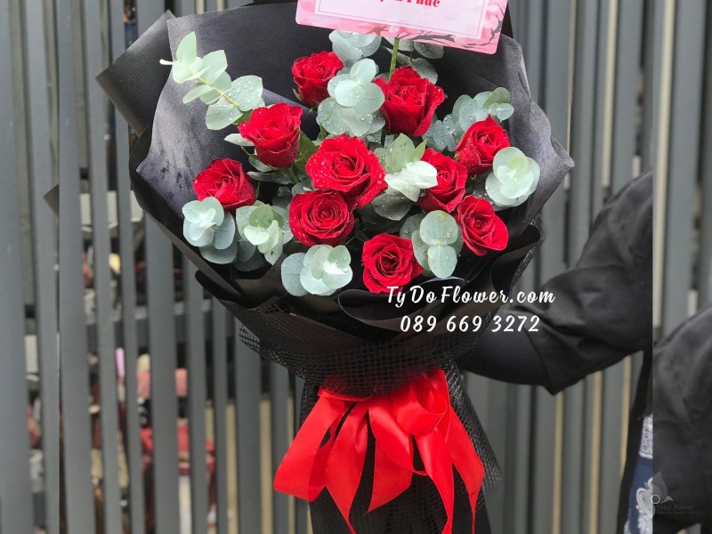 B0823904 BÓ HOA HỒNG ĐỎ ECUADOR RED ROSES Hoa Chúc Mừng Sinh Nhật