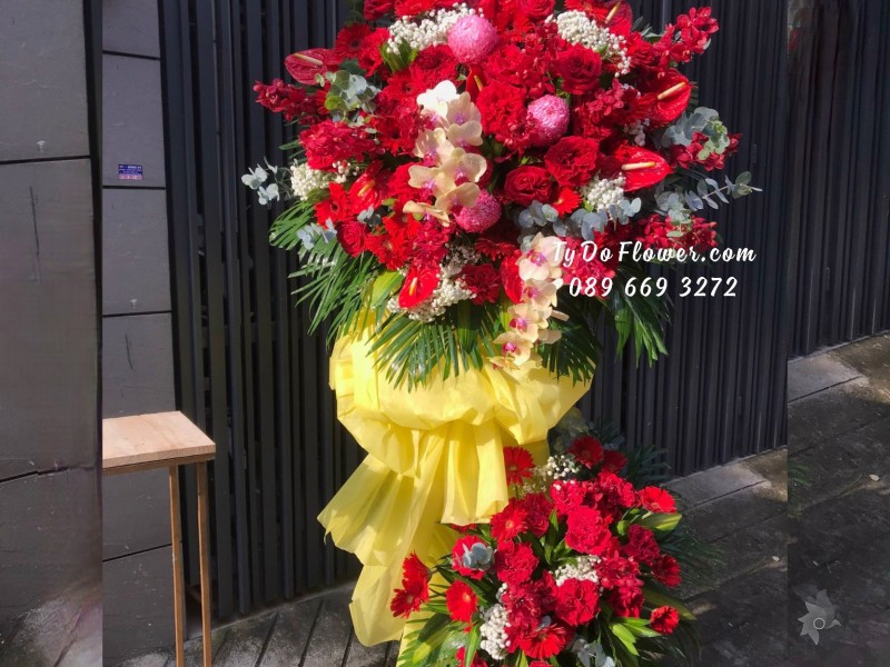 KCM10231069 KỆ HOA CHÚC MỪNG thiết kế chủ đạo Hoa Hồng Đỏ Ohara Red Roses