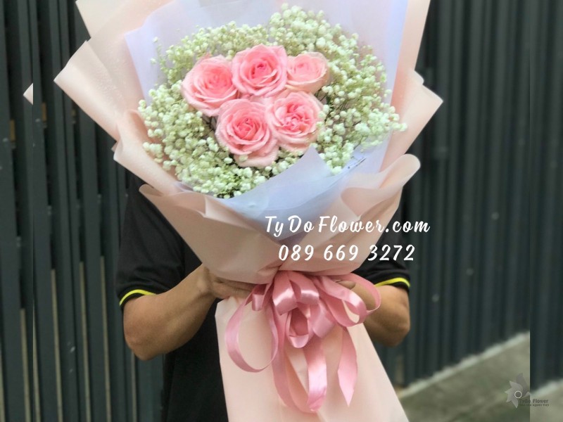 B10231087 BÓ HOA CHÚC MỪNG thiết kế chủ đạo hoa hồng Ohara Pink Roses