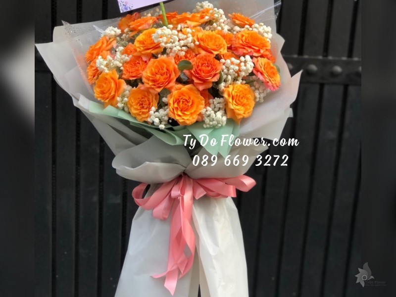 B06241652 BÓ HOA CHÚC MỪNG thiết kế hoa hồng cam Spirit Roses