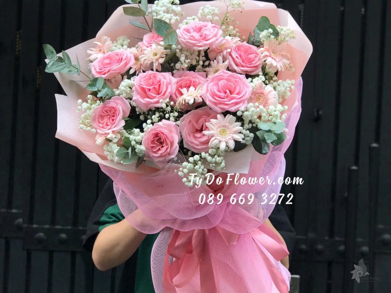 B09241851 BÓ HOA CHÚC MỪNG Thiết kế Hoa Hồng Pink Ohara