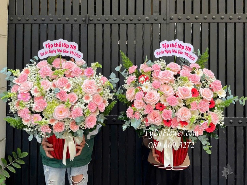 G1125908 ĐẶT TỪ 02 GIỎ HOA TRI ÂN NGÀY NHÀ GIÁO VN Thiết kế hoa hồng Pink Ohara Rose, đồng tiền mini
