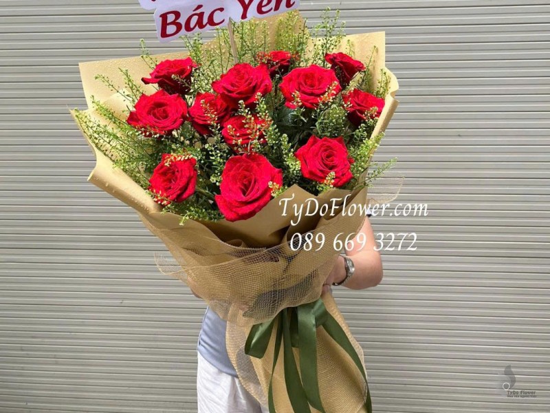 B0126046 Bó Hoa Chúc Mừng Sinh Nhật thiết kế Hoa Hồng Đỏ