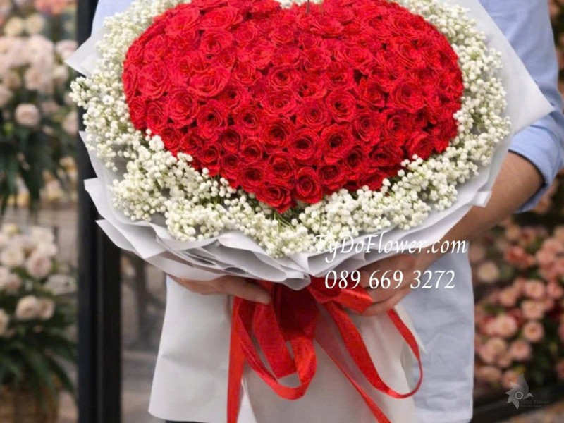 B0126053 Bó Hoa Trái Tim thiết kế Hoa Hồng Đỏ, Baby Trắng Happy Birthday My Love