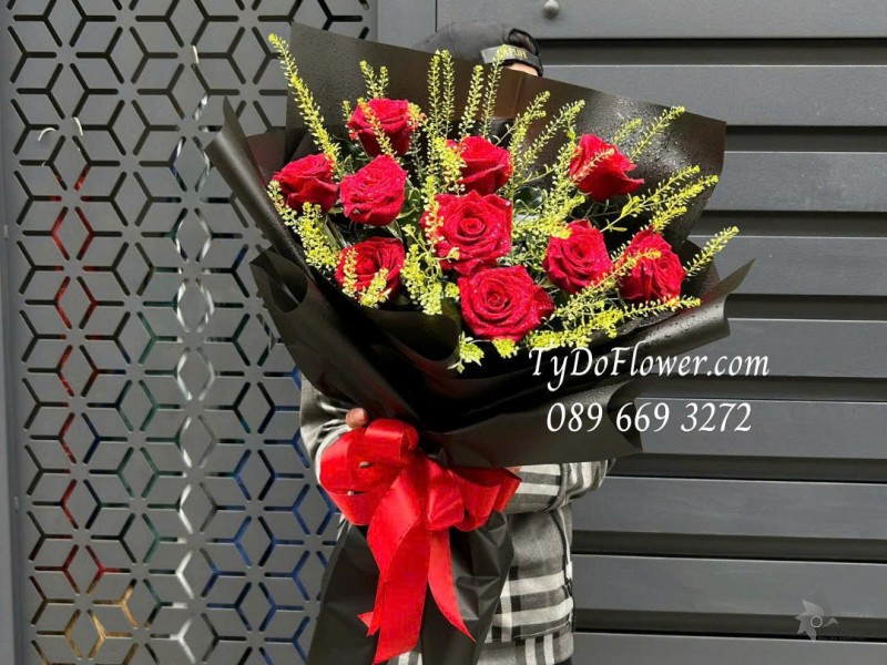 B0226089 BÓ HOA HỒNG ĐỎ ECUADOR ROSE
