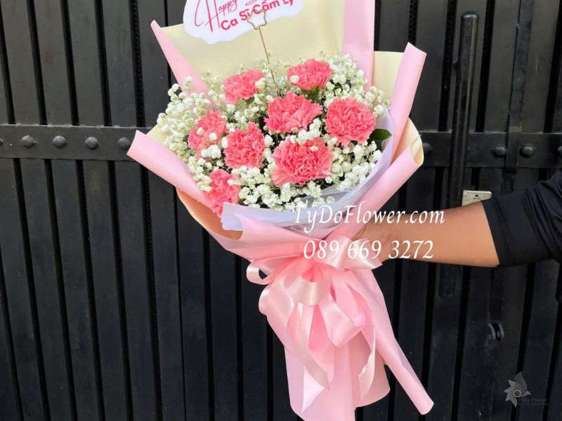 B0226148 BÓ HOA HAPPY BIRTHDAY Thiết kế hoa phăng hồng