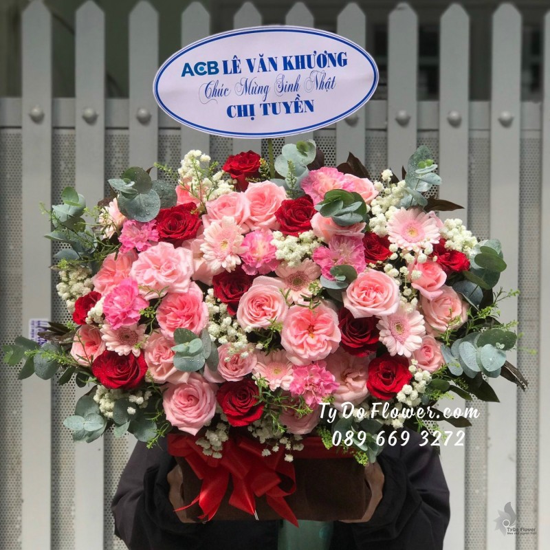 G11231113 GIỎ HOA CHÚC MỪNG SINH NHẬT thiết kế chủ đạo hoa hồng ngoại Ohara Pink Roses