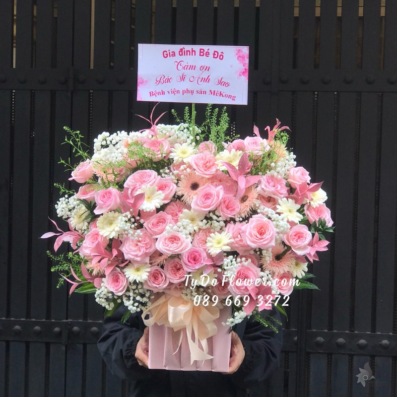 G06241632 GIỎ HOA CẢM ƠN thiết kế Hoa Hồng Ohara Pink Roses