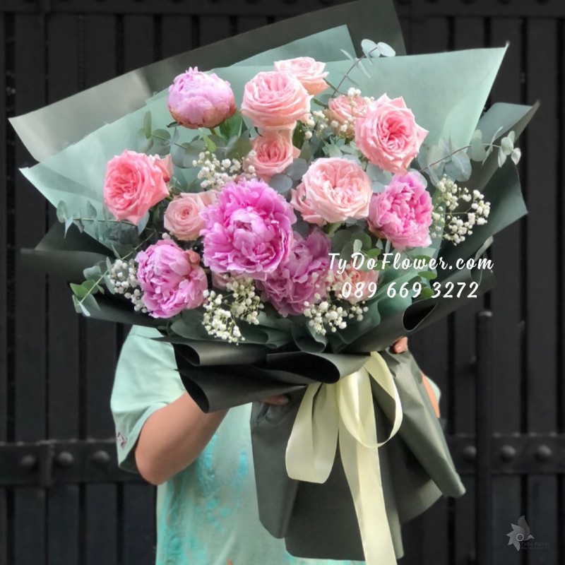 B06241679 BÓ HOA CHÚC MỪNG Thiết kế tông màu hồng, Hoa Mẫu Đơn Hồng Peony Sarah, Hoa Hồng Pink Ohara Roses