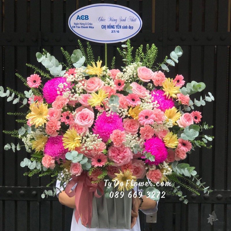 G07241700 GIỎ HOA CHÚC MỪNG SINH NHẬT thiết kế Hoa Hồng Ohara Pink Roses, Cúc Mẫu Đơn Hồng, Đồng  Tiền Tua