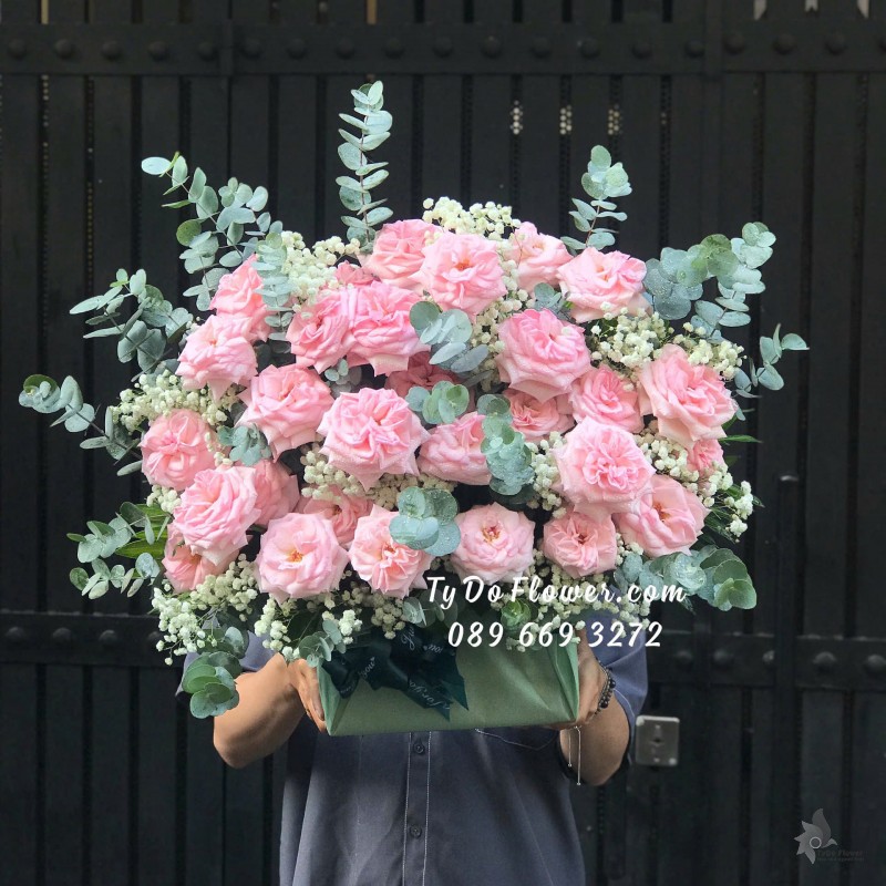 G08241814 GIỎ HOA CHÚC MỪNG thiết kế Hoa Hồng Ohara Pink Roses