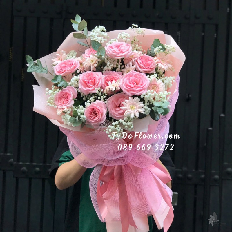 B09241851 BÓ HOA CHÚC MỪNG Thiết kế Hoa Hồng Pink Ohara