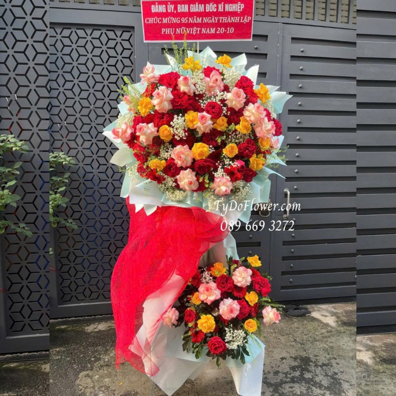 KCM1025846 KỆ HOA CHÚC MỪNG Thiết kế hoa hồng đỏ Red Ohara, vàng Gold, Song Hỷ, trên nền giấy mỹ thuật cao cấp