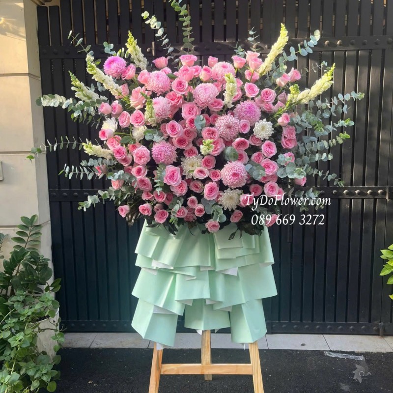 KCM1025856 KỆ HOA CHÚC MỪNG Thiết kế hoa hồng lạc thần, cúc mẫu đơn