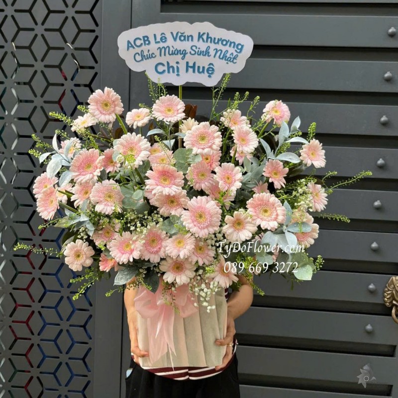 G1125887 GIỎ HOA CHÚC MỪNG SINH NHẬT Thiết kế hoa đồng tiền mini hồng