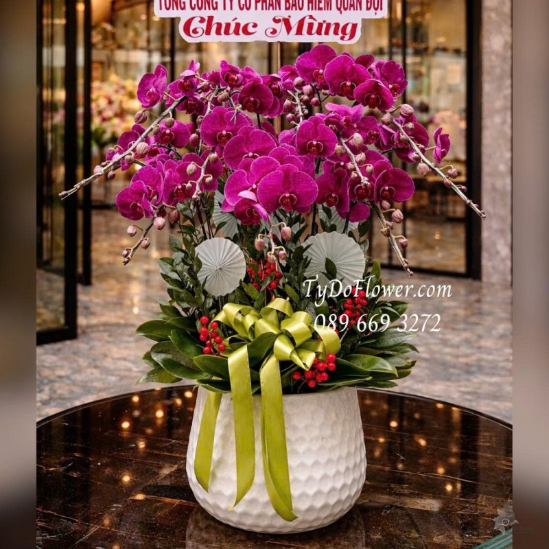 L0126006 CHẬU 12 CÀNH LAN HỒ ĐIỆP TÍM Thiết kế là xanh và phụ kiện trang trí cao cấp