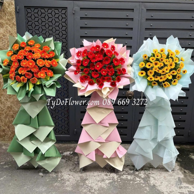 KCM0126025 ĐẶT TỪ 03 KỆ HOA CHÚC MỪNG Thiết kế hoa đồng tiền