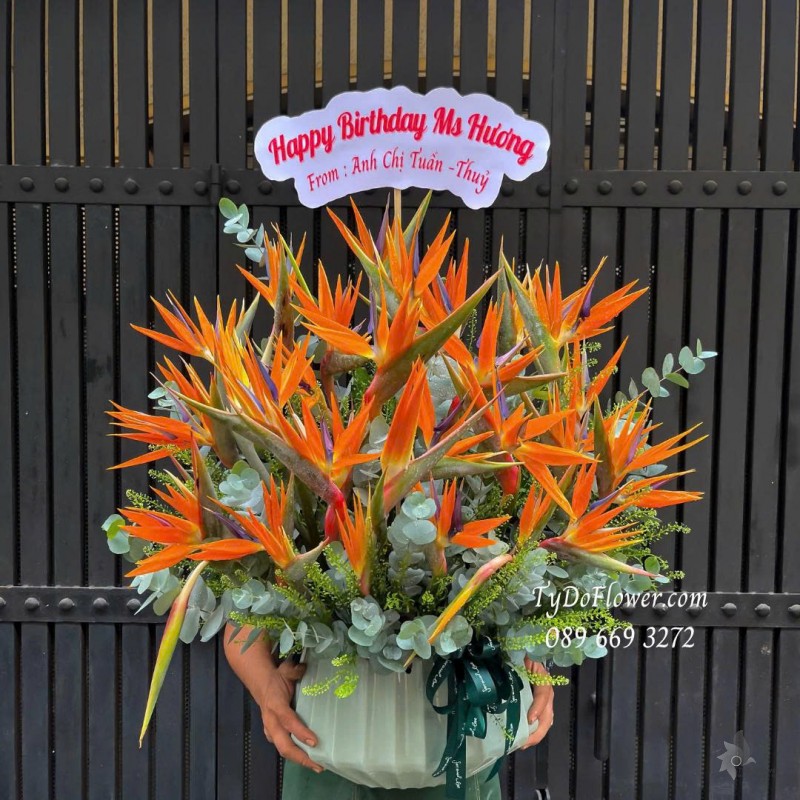 G1125914 GIỎ HOA CHÚC MỪNG SINH NHẬT Thiết kế Hoa Thiên Điểu