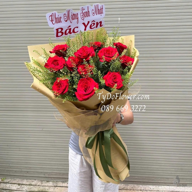 B0126046 Bó Hoa Chúc Mừng Sinh Nhật thiết kế Hoa Hồng Đỏ