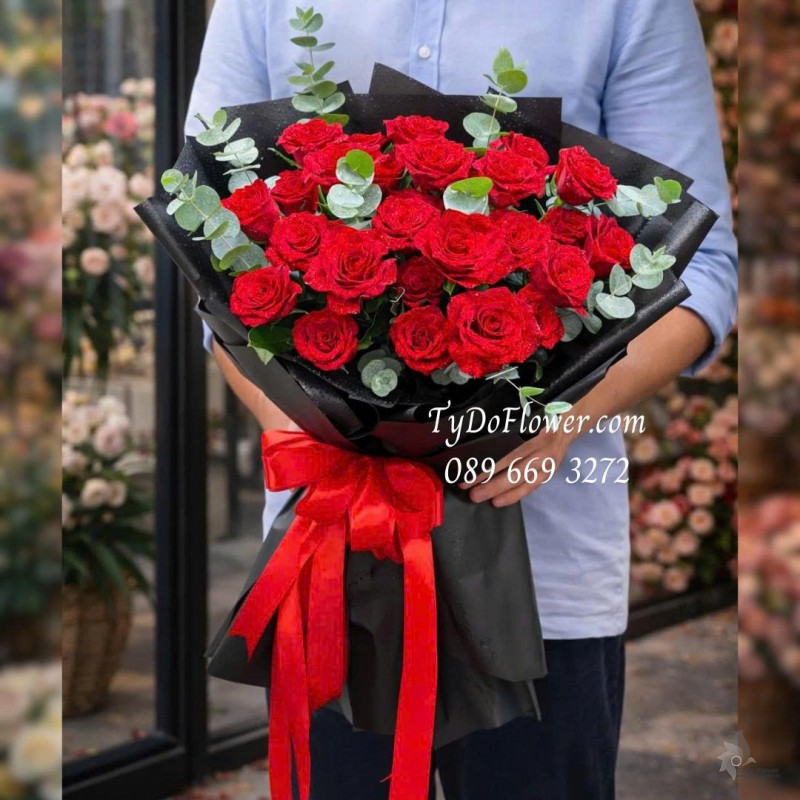 B0126059 Bó Hoa Hồng Đỏ Ecuador
